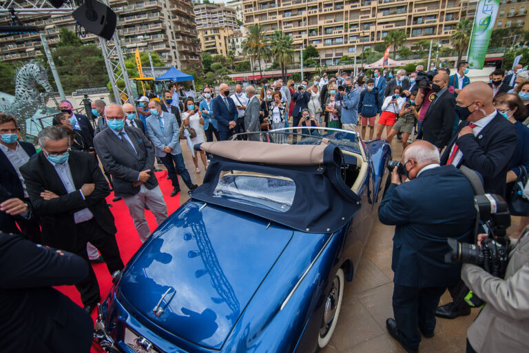 Vue immersive du public assistant à une conférence sur l’innovation en Principauté de Monaco.