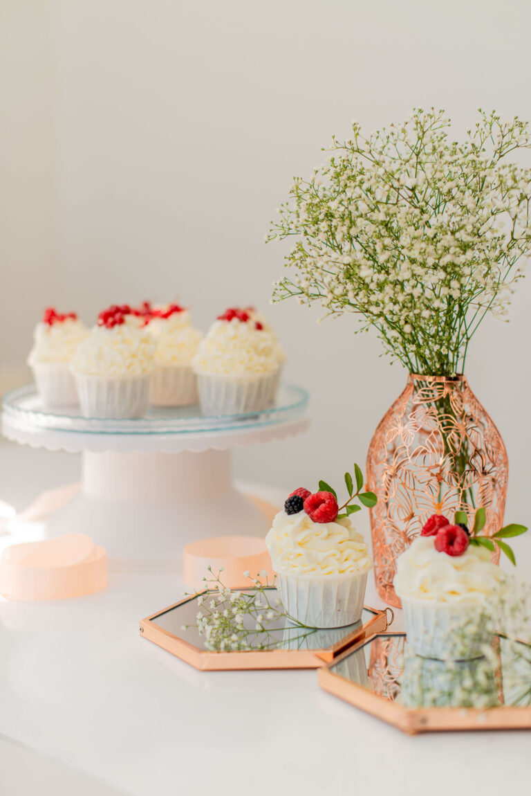 Desserts faits maison sublimés par un shooting de branding gourmand.
