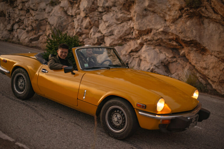 Photo automobile en situation réelle pour renforcer la projection client