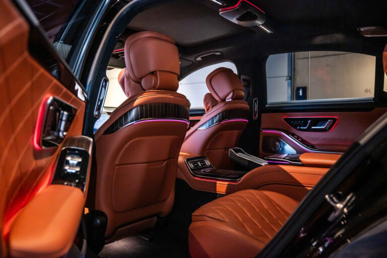 Détail intérieur de véhicule photographié pour valoriser le design et les finitions